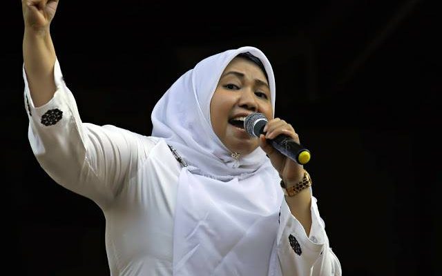 Dinamika Jambi Berita Jambi - Khususnya Kumpeh, majunya Masnah Busro di Pilbup Muaro Jambi menjadi kebanggan tersendiri bagi warga setempat.