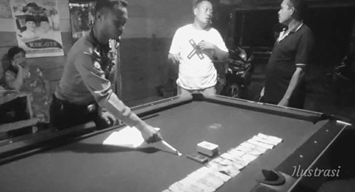 Meja Bilyard masih beroperasi