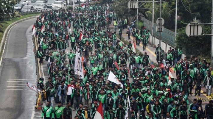 MK Putuskan Ojek Online Tak Legal, Begini Tanggapan Menhub