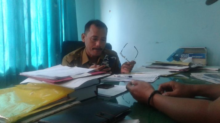 Masih seputar renovasi Puskesmas Sengkati Gedang yang terkesan asal jadi. Asrofi, SKM Sekretaris Dinas Kesehatan Kabupaten Batanghari