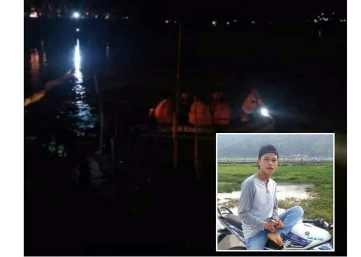 Pencarian korban tenggelam di Sungai Batang Merao, Desa Pinggir Air, Kecamatan Kumun Debai, Sungai Penuh dan warga hingga malam.