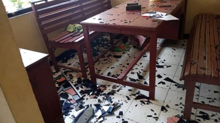 Pindahnya maling yang diserahkan warga, membuat warga mengamuk pasca perampok yang merenggut nyawa ketua partai.