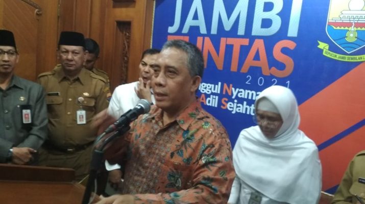 Komisi Pemberantasan Korupsi (KPK) menjawab soal penambangan yang ada di Provinsi Jambi. Ada 8 program KPK, salah satunya terkait perizinan tambang termasuk di Jambi.