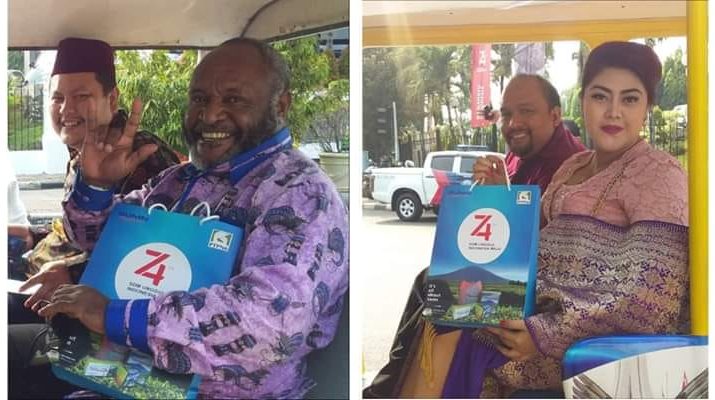 Para tamu di Istana Negara, Jakarta hari ini, Sabtu (17/08/2019) dengan Goody Bags berisikan produk teh dari Provinsi Jambi. Foto : Istimewa