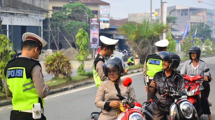 Kepolisian Lalu Lintas (Lantas) Polres Tanjungjabung Barat telah menindak 352 pengendara yang melanggar dalam Operasi Patuh Siginjai 2019.