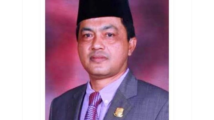 Terkait Sidak ke SMA Titian Teras beberapa waktu lalu, ditemukan banyak peralatannya yang tidak layak. Dewan minta, dinas siapkan anggaran. 