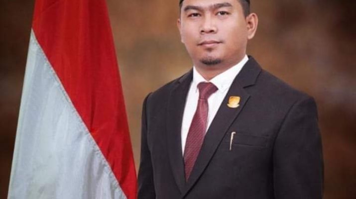 Rocky Candra mengusulkan rapat banggar DPRD Provinsi terbuka. Hal ini tak lain, agar masyarakat tau dan tak menimbulkan kecurigaan anggaran.