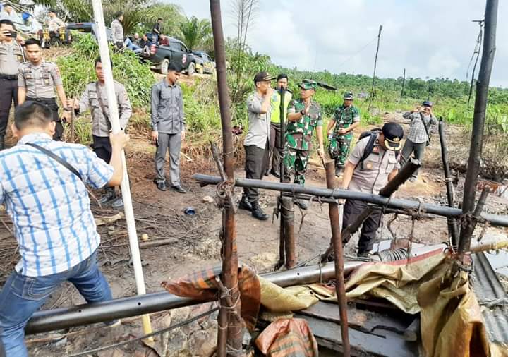 Ketangkap Basah Lakukan Ilegal Drilling di Pauh, 3 Pelaku Diamankan TNI Polri