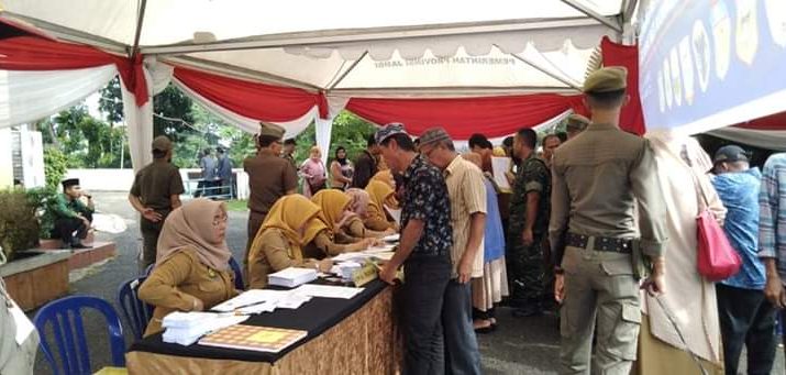 Gubernur Buka Rakor Dukcapil, Warga Beri Apresiasi