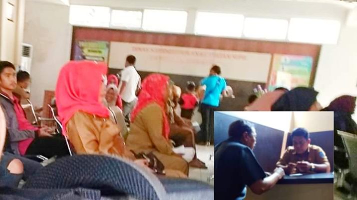 Membludak, Kantor Dinas Dukcapil Dipadati Warga