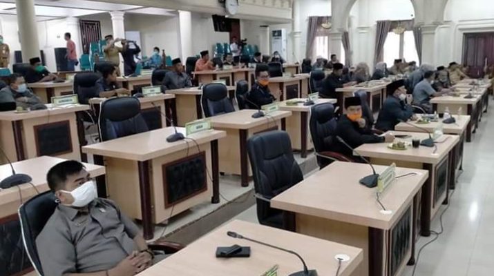Diam-Diam, Beberapa Anggota Dewan Lakukan Perjalan Dinas