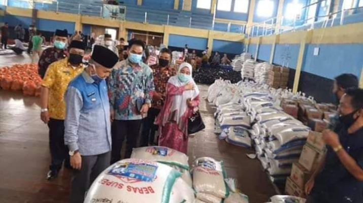 Pemkab Kerinci Salurkan 4 Ribu Paket Sembako Sumbangan ASN