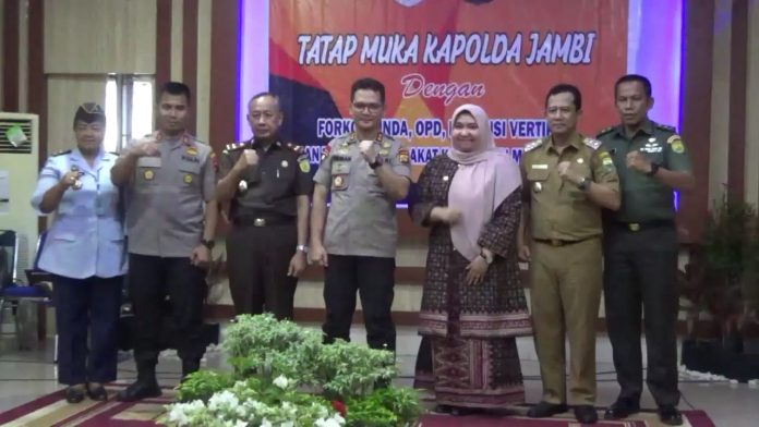 Dinamika Jambi Berlangsung di Aula Rumah Dinas Bupati, Selasa 17 Maret 2020, Tatap Muka dengan Kapolda, Bupati Masnah dorong sinergi.