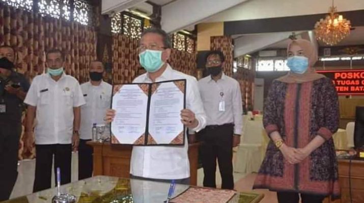 Penyerahan LHP, Bupati Batanghari Terima WTP Untuk ke-5 Kalinya