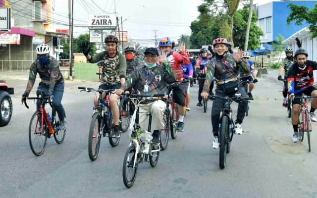 Lepas Sepeda Santai Gowes Hari Bhayangkara, Ini Kata Gubernur