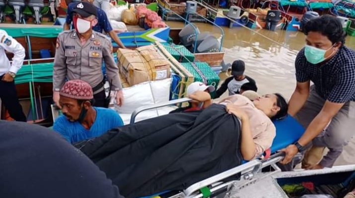 Niat Mau Kebatam, Sundari Melahirkan di Speedboat