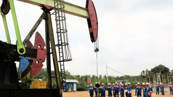 PT Pertamina (Persero) menurunkan harga BBM jenis Pertalite. BBM Research Octane Number (RON) kini dibaderol Rp6.450 per liter.