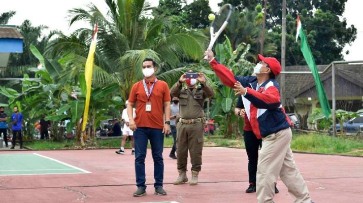 Gubernur H Fachrori Umar, M Hum harap tenis beri kontribusi untuk Jambi. Perkembangan itu, harus diimbangi dengan pembinaan berkesinambungan 