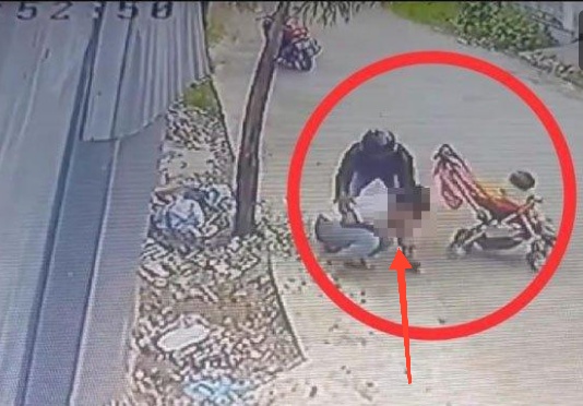 Aksi Begal Payudara di Padang, Terekam CCTV Viral di Medsos