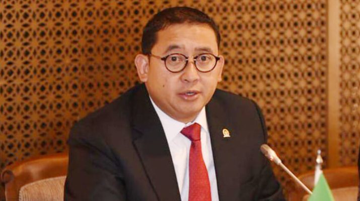 Anggota DPR RI Fadli Zon ungkap 4 alasan ganti nama Sumatera Barat.  Ketua Ikatan Keluarga Minangkabau (IKM) mengusulkan nama Provinsi Minangkabau.