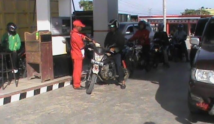 SPBU Pamenang Jadi Sorotan, Pengendara Malah Dimarah Petugas