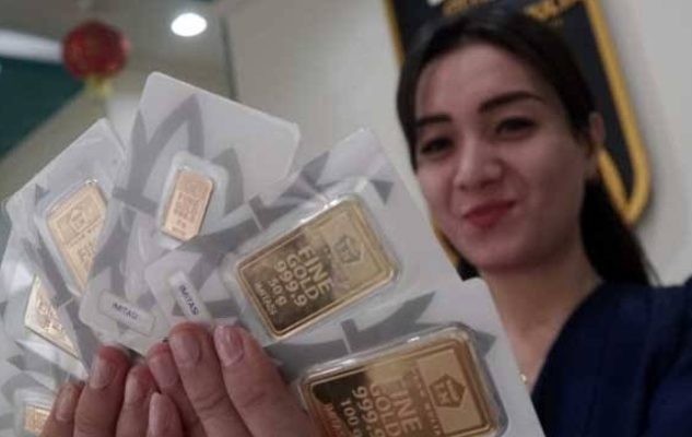 Harga Emas Dunia Naik, Sedangkan Antam Stagnan
