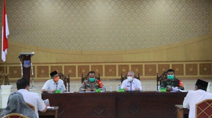 Kasus Pasien Covid-19 di Tanjabbar saat ini semakin mengkhawatirkan, setidaknya. Sejumlah kebijakan pun diambil mengantisipasi penyebaran
