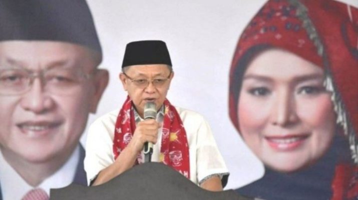 Program beasiswa bagi para sarjana mulai dari jenjang S1 hingga S3, yang di rancang oleh CE-Ratu merupakan program andalan CE-Ratu untuk peningkatan SDM yang ada di Provinsi Jambi khususnya, apabila Drs H Cek Endra Berhasil Merebut BH 1.