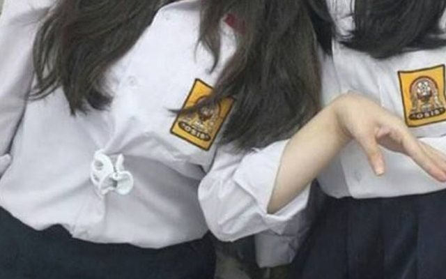 Ekonomi Keluarga Bermasalah, Siswi SMP Ini Jual Diri