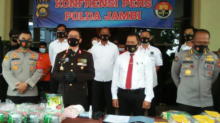 Buang 2 Tas Dalam Kebun Sawit, 5 Orang Ini Diamankan Polisi di Muaro Jambi