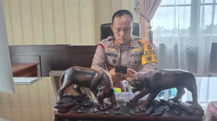 Polres Tanjung Jabung Barat (Tanjabbar), masih melakukan penyelidikan terhadap penemuan mayat laki-laki, yang tewas di dalam drum, pada Jum'at (20/11/20) lalu.