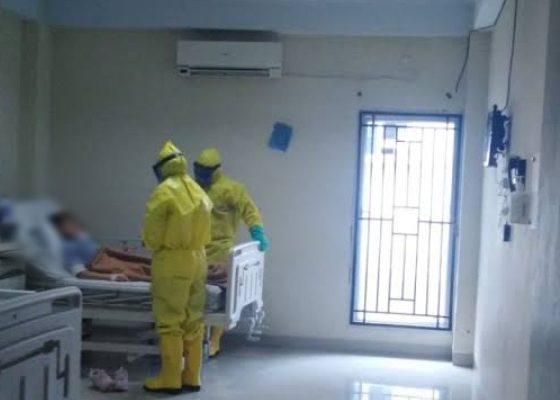 Baru-baru ini masyarakat Jambi dihebohkan dengan sikap pejabat rumah sakit, yang arogansi. Bagaimana tidak, dari hasil Test nya positif. Namun Wadir RSUD di Jambi ini malah tak mau diisolasi.