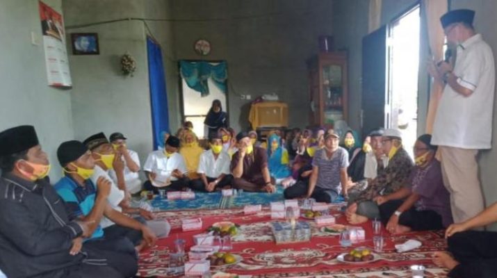 Warga pelayang begitu antusias menyambut silaturahmi yang dilakukan oleh, Cek Endra. Setelah lama menanti, warga Desa Pelayang