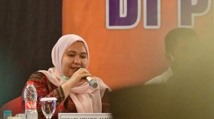 Bupati Muaro Jambi, Masnah Busro mengikuti rapat bersama Kementerian Agraria dan Tata Ruang, atau Badan Pertanahan Nasonal (BPN) Kantor wilayah Provinsi Jambi, Kamis (06/08/2020).