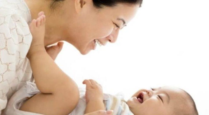 Hari Ibu merupakan peringatan yang di lakukan sebagai bentuk penghargaan terhadap seorang ibu dalam sebuah keluarga.  Selain itu, Sosok ibu