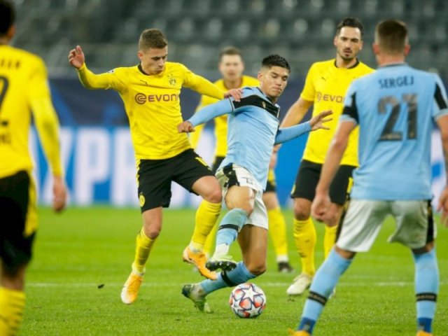 Perandingan antara Borussia Dortmund Vs Lazio harus berakhir dengan imbang. terjadi setelah gol Raphael Guerreiro di balas oleh Ciro Immobile