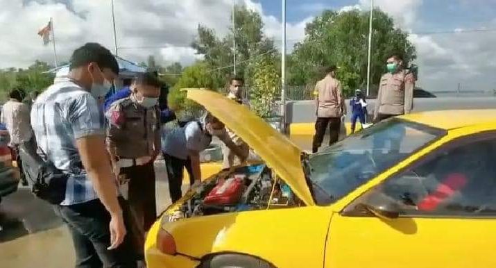 6 mobil mewah sedan sport jenis BMW dan Honda, yang sudah di modifikasi dugaan penyeludupan di amankan oleh Mapolres Tanjabbar.