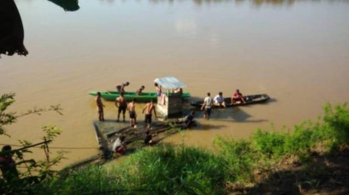 Nasib naas harus di alami oleh Radinal. Pasalnya, bocah berumur 4 tahun di Batanghari hanyut terseret arus sungai, Rabu (23/12/2020).