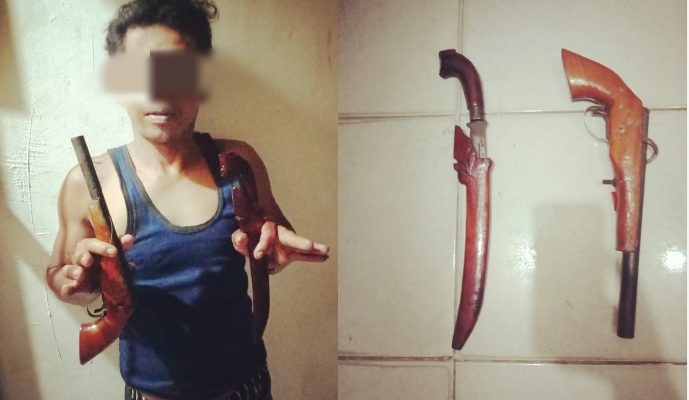 Masyarakat di Bangko sempat di hebohkan, dengan aksi seorang pemuda yang berseteru dengan warga, hingga ancam pakai senjata. Tak ayal, pria asal Sarolangun ini pun, langsung di bekuk Polsek Bangko.