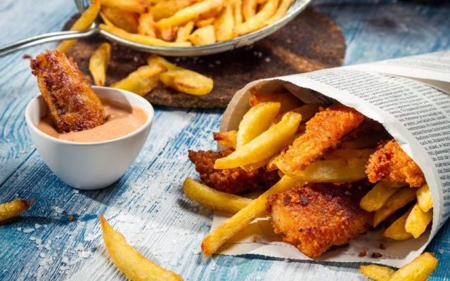 Masih banyak sekali orang yang belum paham, bahwa konsumsi makanan berkolesterol tinggi sangat berdampak pada kesehatan. Padahal kalau di pikir-pikir, hal ini merupakan salah satu yang paling berharga dalam kehidupan.