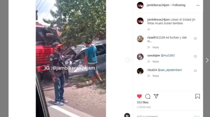 Kali ini, kecelakaan antara truk dan mobil pribadi kembali terjadi di Desa Sridadi jalan lintas Muaro bulian-Tembesi, (15/01/2021).