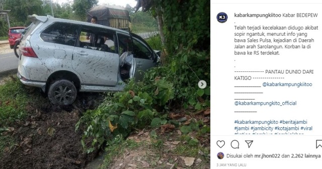 Lakalantas kembali terjadi di jalan lintas Provinsi Jambi. Kali ini di duga sopir mengantuk, Selasa (05/01/21) sebuah mobil di Sarolangun oleng hingga nyungsep ke semak-semak di pinggiran jalan.