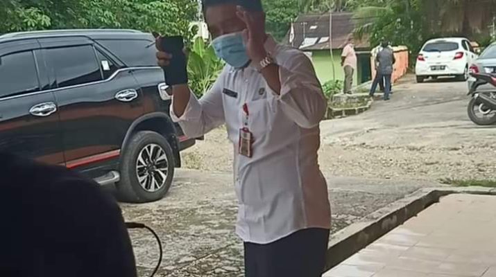 Usai periksa seorang pejabat, kasus ASN di Merangin di garap Bawaslu lagi. Besok, Selasa (5/1/2021) Bawaslu panggil saksi kunci.