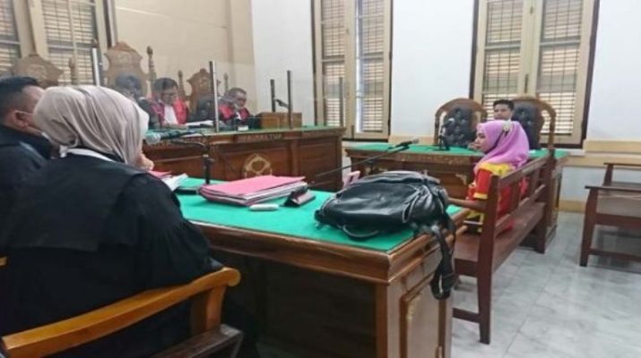 Kisah pilu sekaligus menyayat hati terjadi. Pasalnya, wanita ini minta suaminya dihukum mati setelah melakukan aksi keji, yaitu membunuh anak