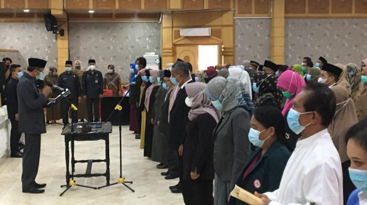 Sekda Tanjabbar akan lantik Sebanyak 94 pejabat fungsional kesehatan, dan inspektorat di lingkungan Pemerintah Kabupaten Tanjung Jabung Barat, Senin (4/1/21) di lantik. 
