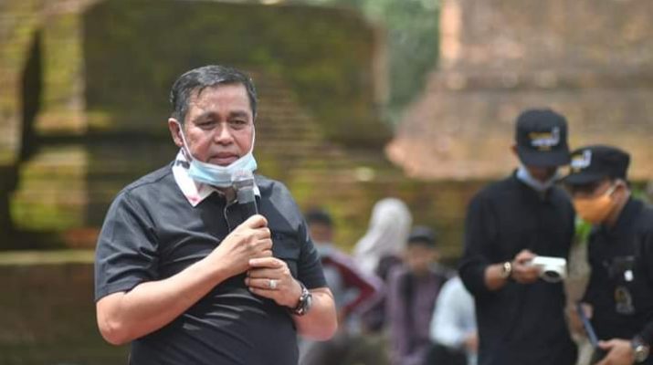Dalam menindaklanjuti perkembangan Pariwisata, Hasan Basri Agus (HBA) dampingi Bupati Masnah di sarasehan.