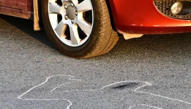 Baru-baru ini, sebuah kecelakaan lalu lintas kembali hebohkan masyarakat setempat. Betapa tidak, di duga mobil dinas bupati tabrak seorang perempuan berusia 11 tahun hingga tewas.