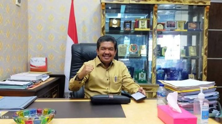 Terkait PETI di Sarolangun, Dewan minta Eksekutif segera masukkan draf Perda RTRW tahun ini. Hal ini di sampaikan Tontawi, saat di konfirmasi pada Senin (08/03/2021). 