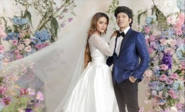 Baru-baru ini pernikahan Aurel Hermansyah dan Atta Halilintar bikin heboh publik, KPI akan lakukan berbagai tindakan, hingga panggil salah satu stasiun televisi swasta yang menyiarkan.