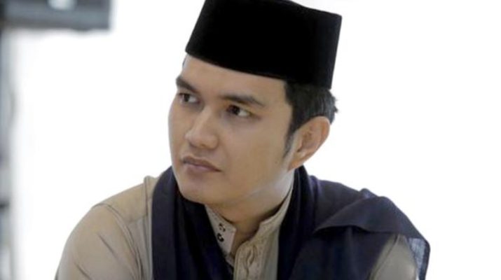 Artis Aldi Taher membenarkan istrinya marah lagu Nissa Sabyan. Kemarahan istri Aldi Taher, Salsabillih lantaran lagu itu bukan untuknya. 